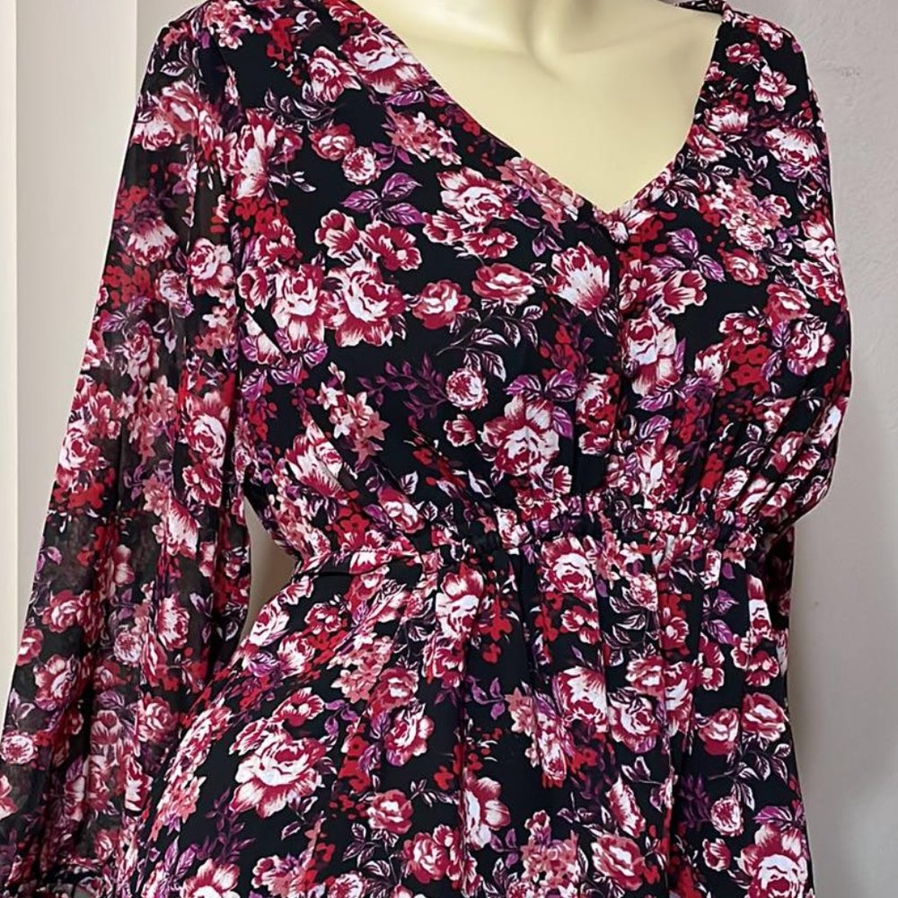 Maternity Medium Isabel Long Sleeve Floral Baby Doll Top Floral New with tags - Picture 2 of 2